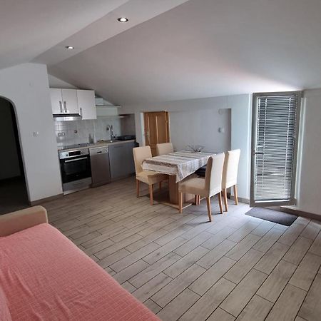 Apartmani Kurjakovic - פונאנט מראה חיצוני תמונה